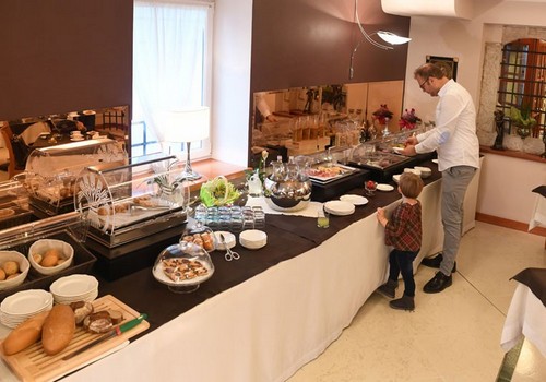Hotel con colazione senza glutine a Trento – Hotel Lillà Terlago | Ampio buffet con prodotti freschi e genuini